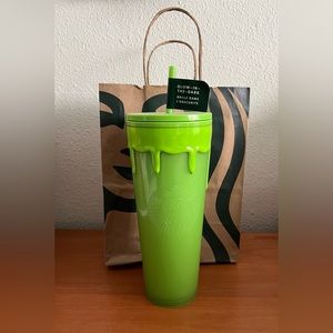 Starbucks 2023 Halloween Green Glow in The Dark Slime, Venti